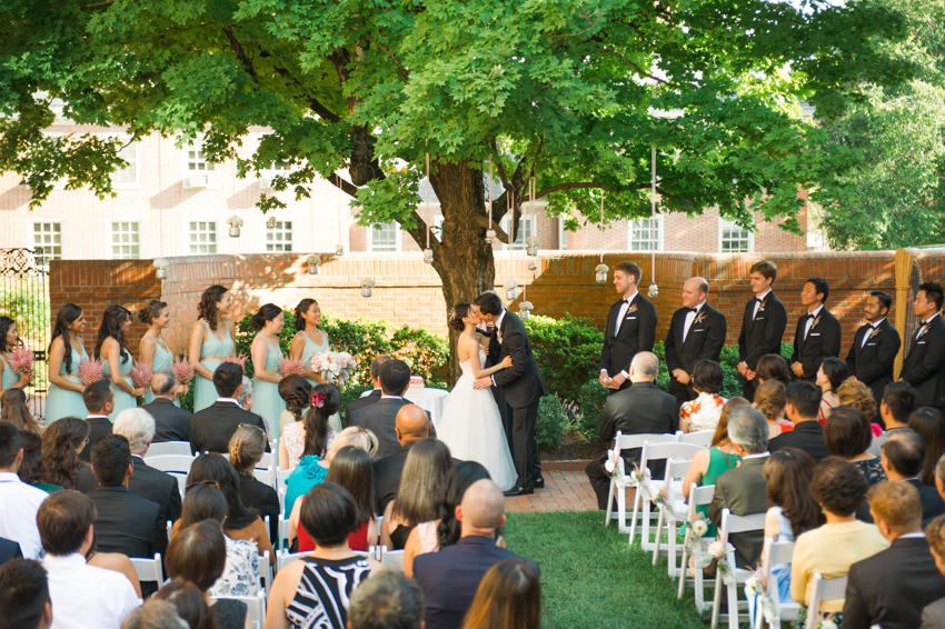 Outdoor ceremony at The Carolina Inn, Spindle Photography